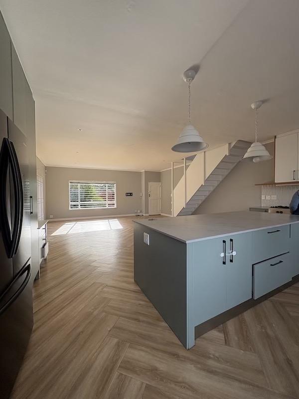 To Let 3 Bedroom Property for Rent in Rondebosch Western Cape